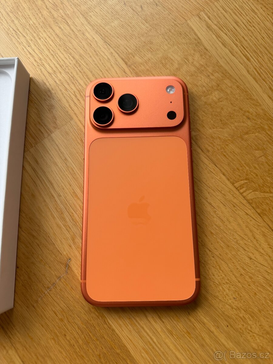 Apple iPhone 17 Pro Max - 3