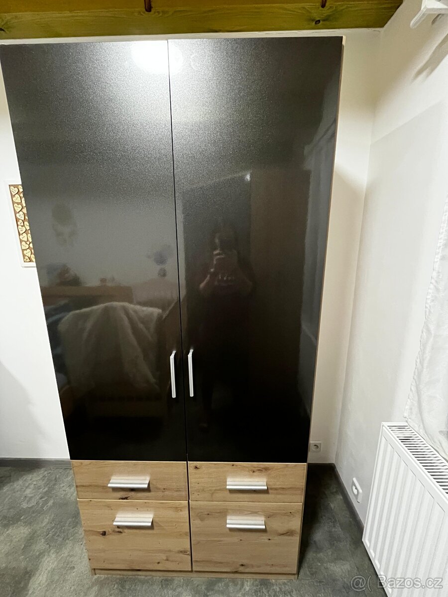 Šatní skříň Rauch Mobel - 3