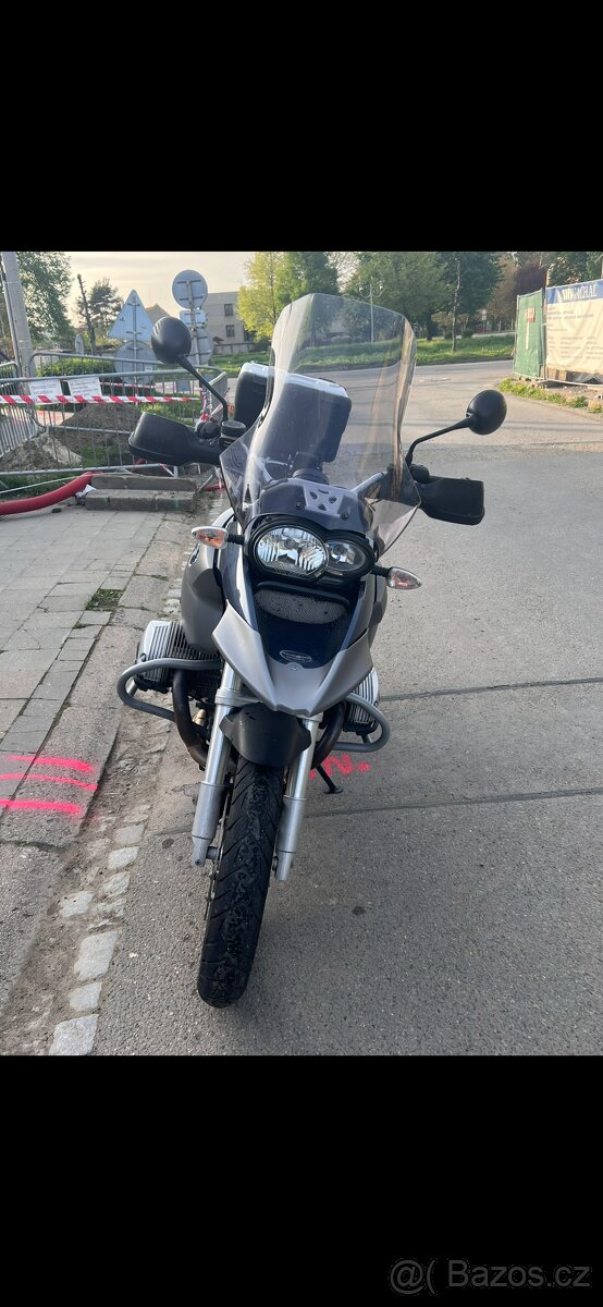 BMW R 1200 GS (2005) – zachovalý kus + originální kufry