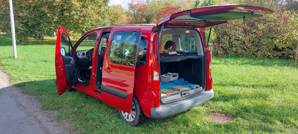 Citroen Berlingo 1,6HDI, 80kw Multispace - 3
