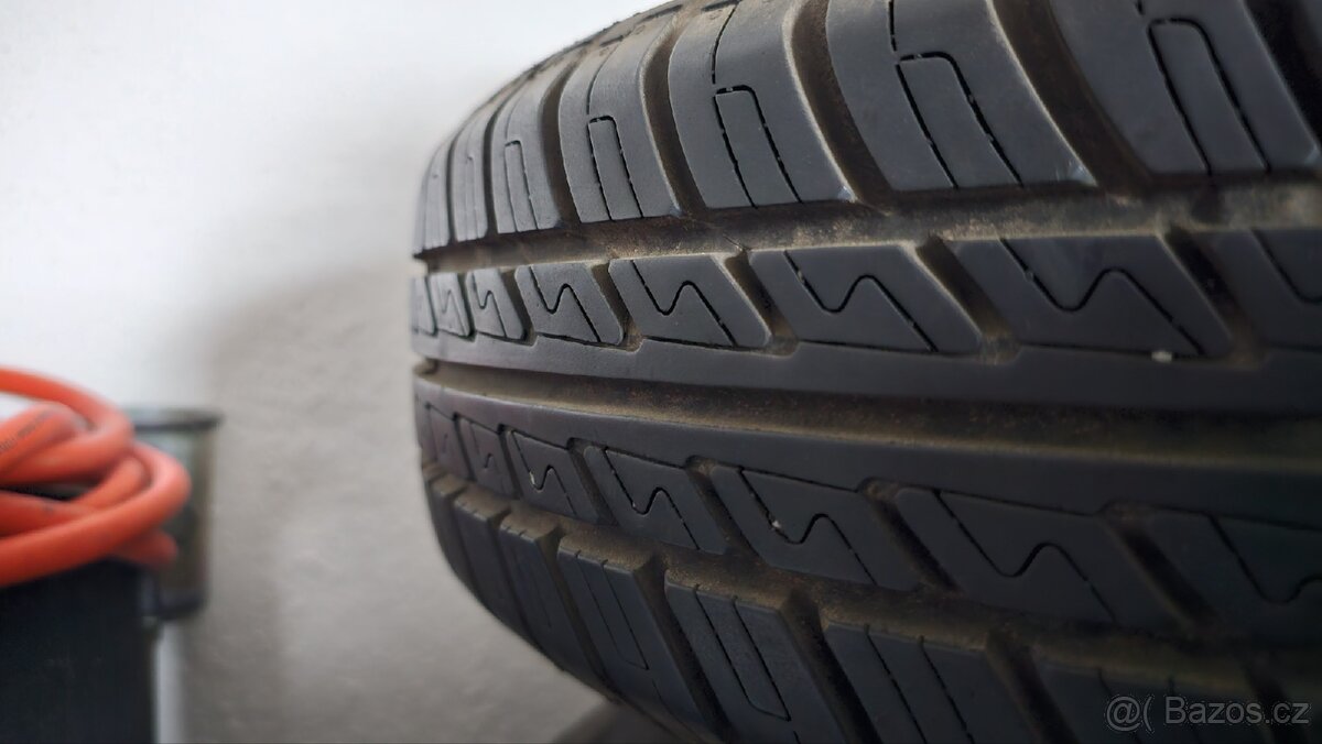 Prodám sadu 4 ks 155/70 R13 75T (ET43,5) - 3