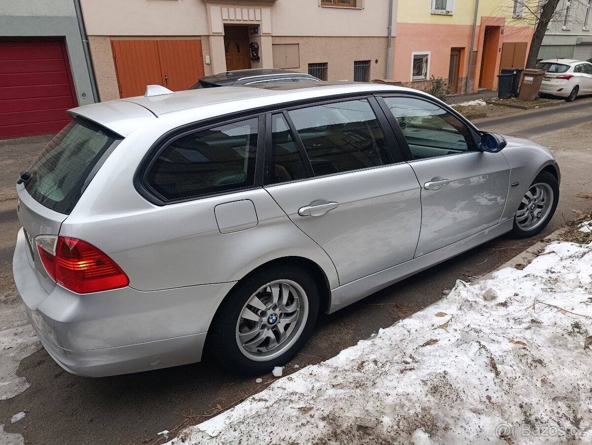 BMW E91 320D 120kw Panaroma / invidual - 3