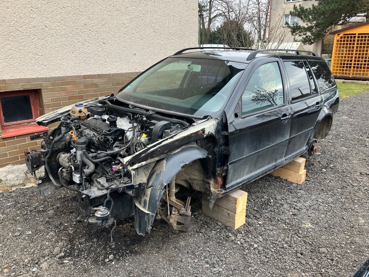 Zbytek dílu Vw Bora combi - 3