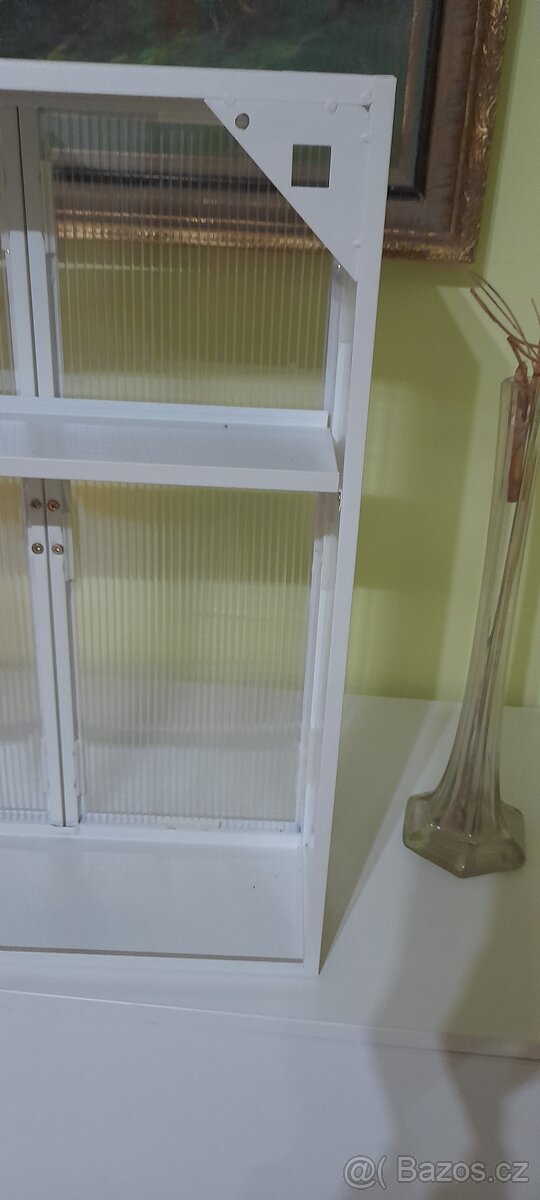 Plechová lékárnička - 3