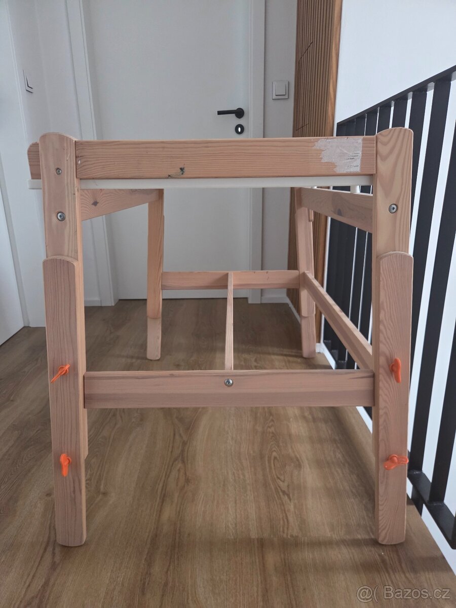 Rostoucí stůl Flisat - 3