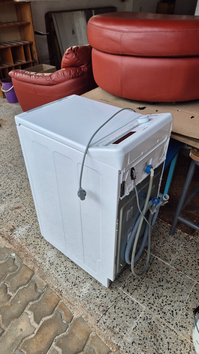 Pračka whirpool s vrchním plněním - 3