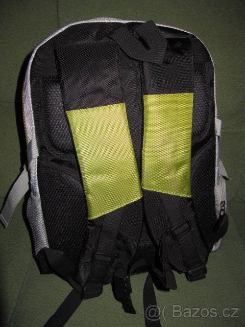NOVÝ ŠKOLNÍ BATOH - 3