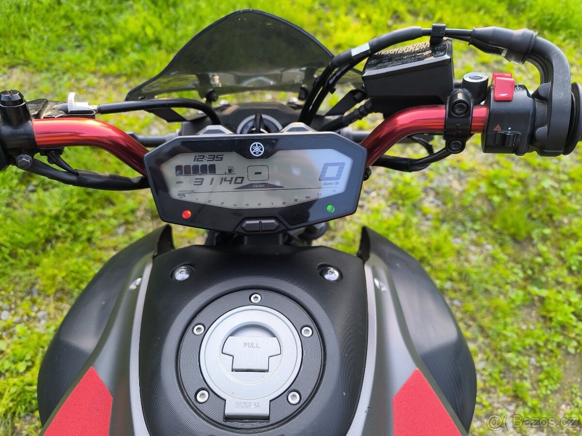 Yamaha Mt07 - 3