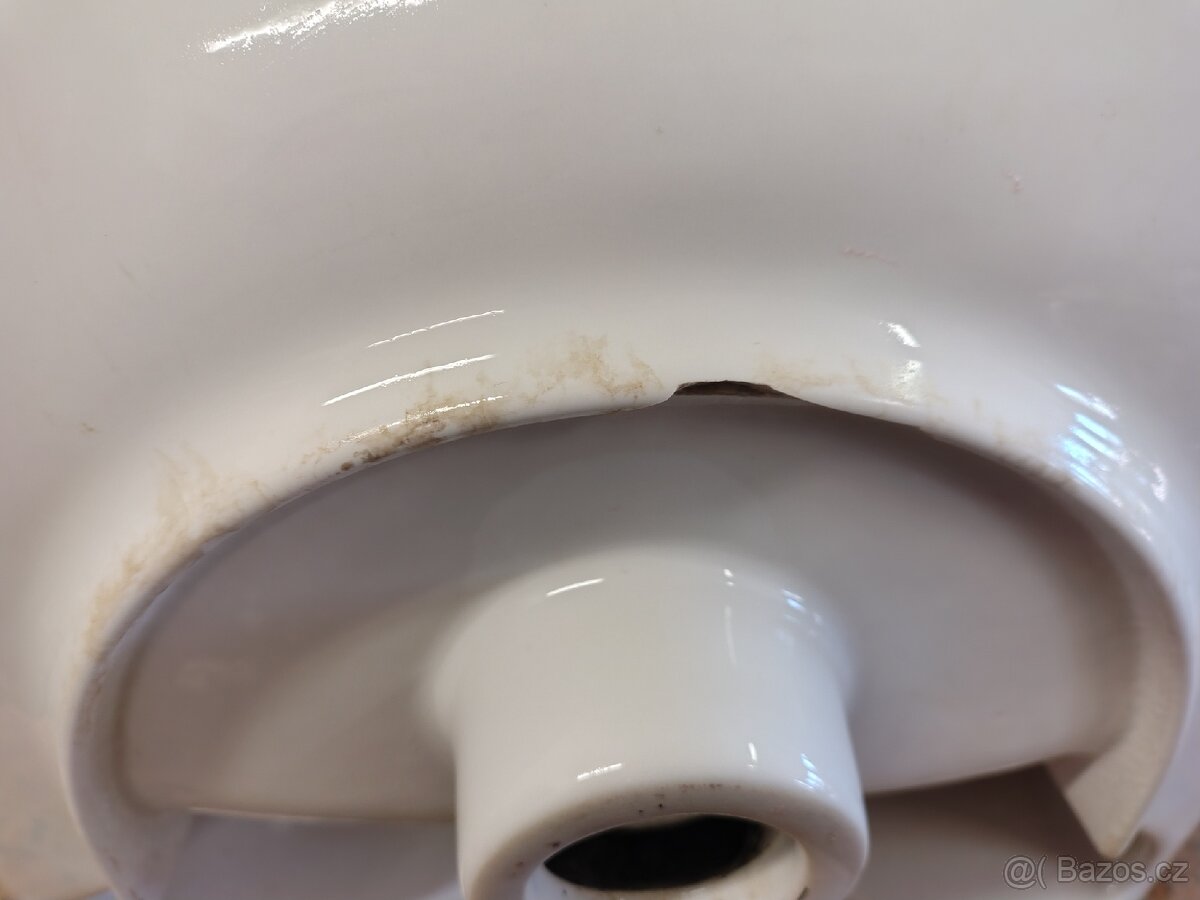 Závěsné umyvadlo - 3