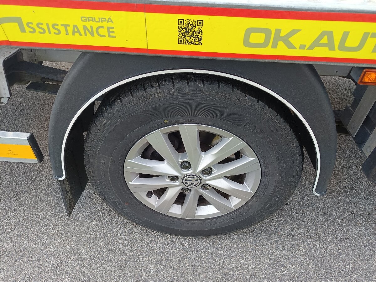 VW Craftr odtahový speciál
