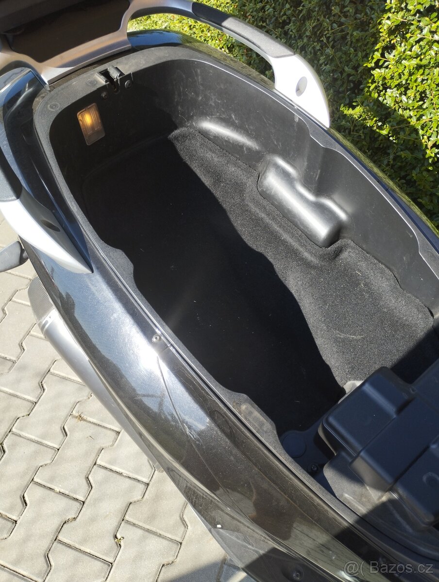 Piaggio MP3 500LT - 3