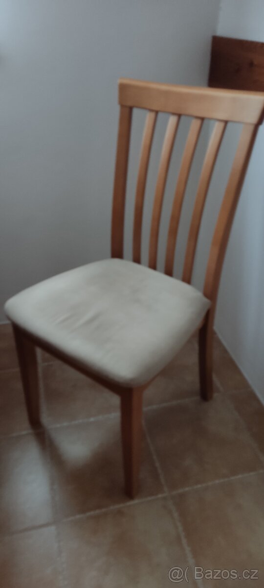 jídelní stůl se židlemi - 3