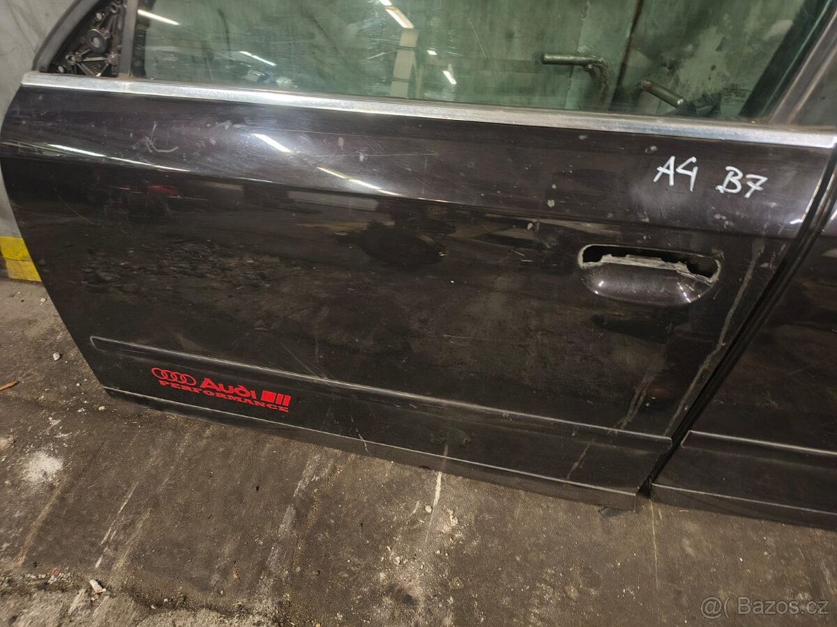 AUDI A4 B7 - DVEŘE - 3