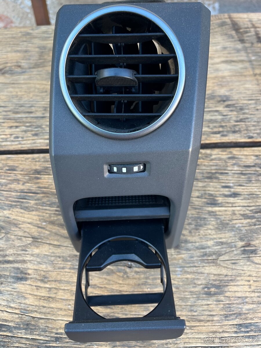 boční panel ventilace + držák na díly Land Rover Discovery 3 - 3