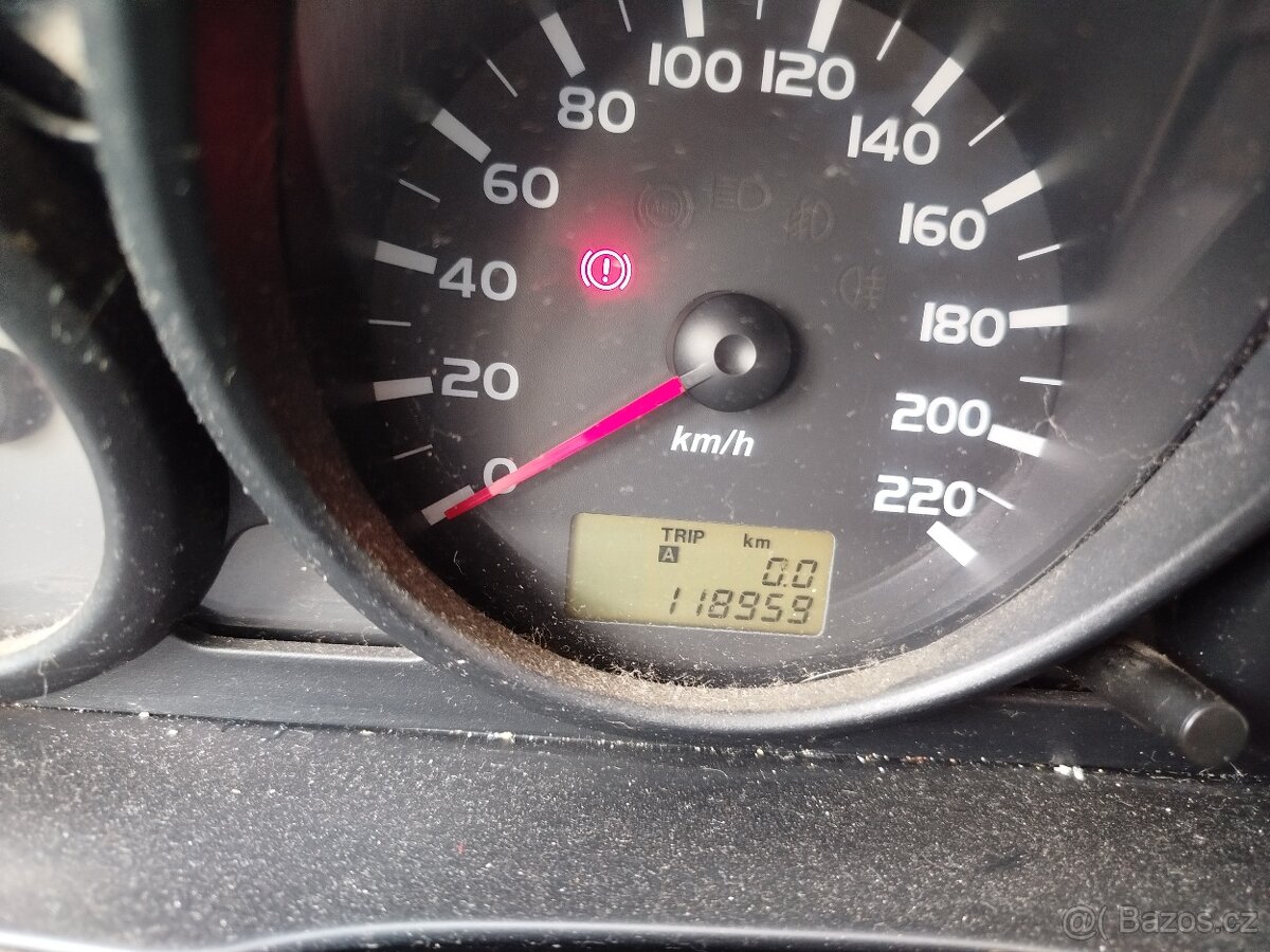 Mitsubishi Colt, r.v. 2008, 1.1i - 3