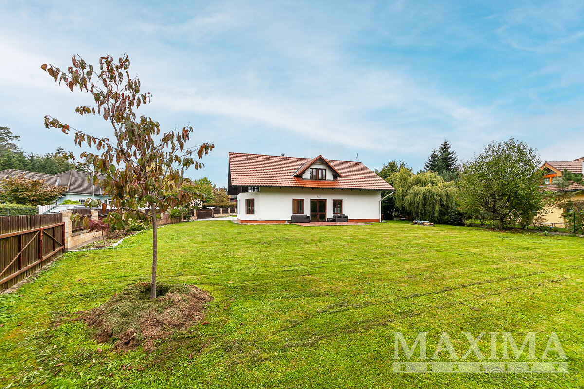 Dům 6 a více o ploše 352 m2 - Třebotov, Třebotov - 3