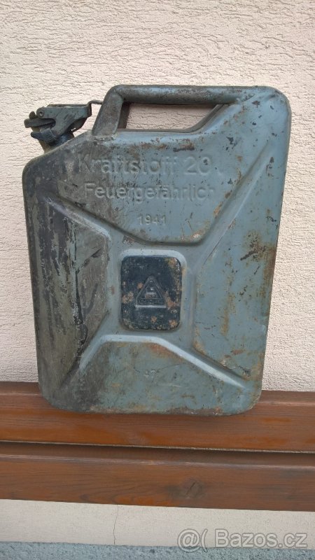 plechový kanystr 20l rok 1941 - 3