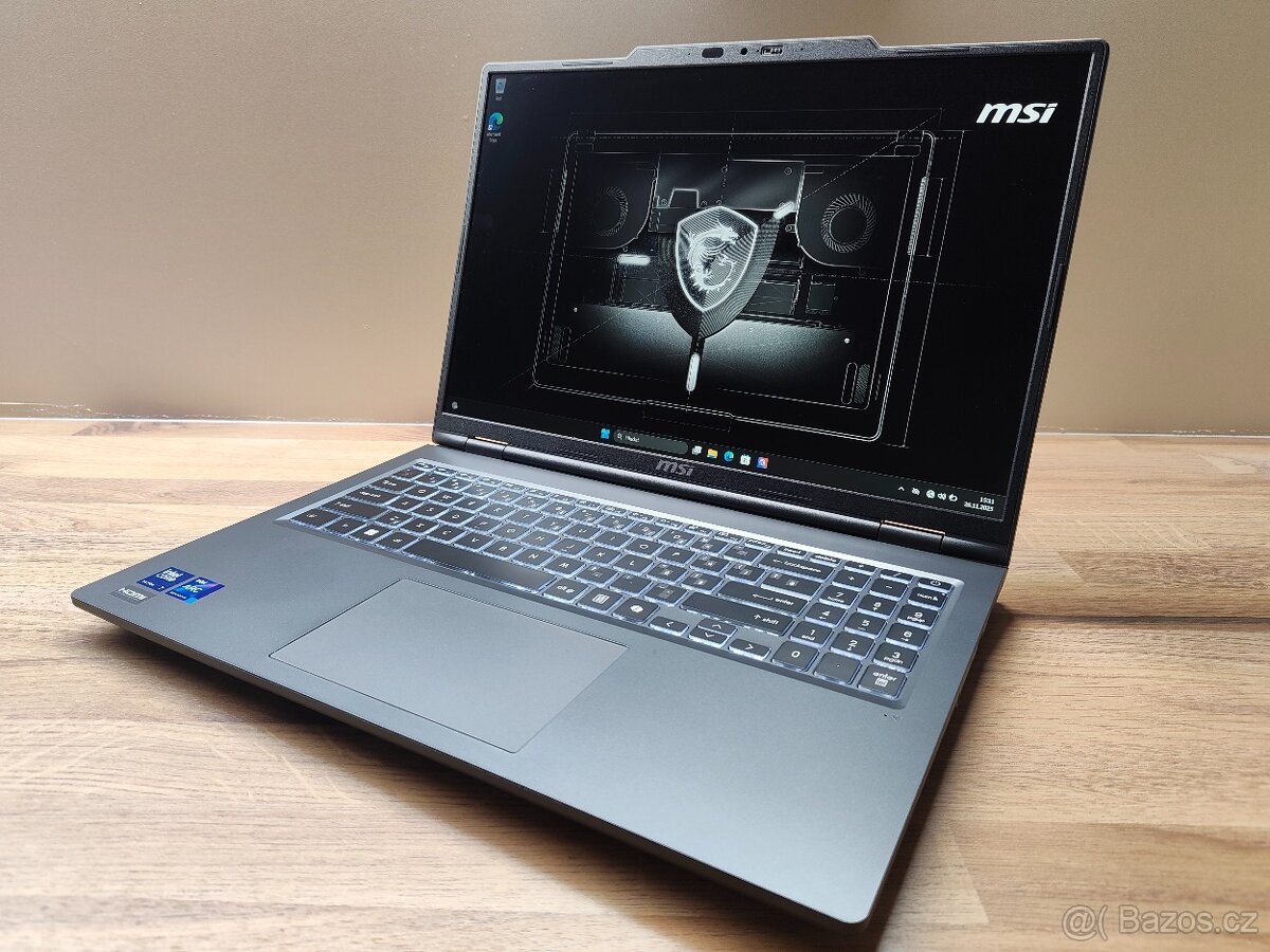 16" 144HZ_MSI VENTURE 16 AI_ULTRA 7 255H_32GB_INTEL ARC 140 - 3