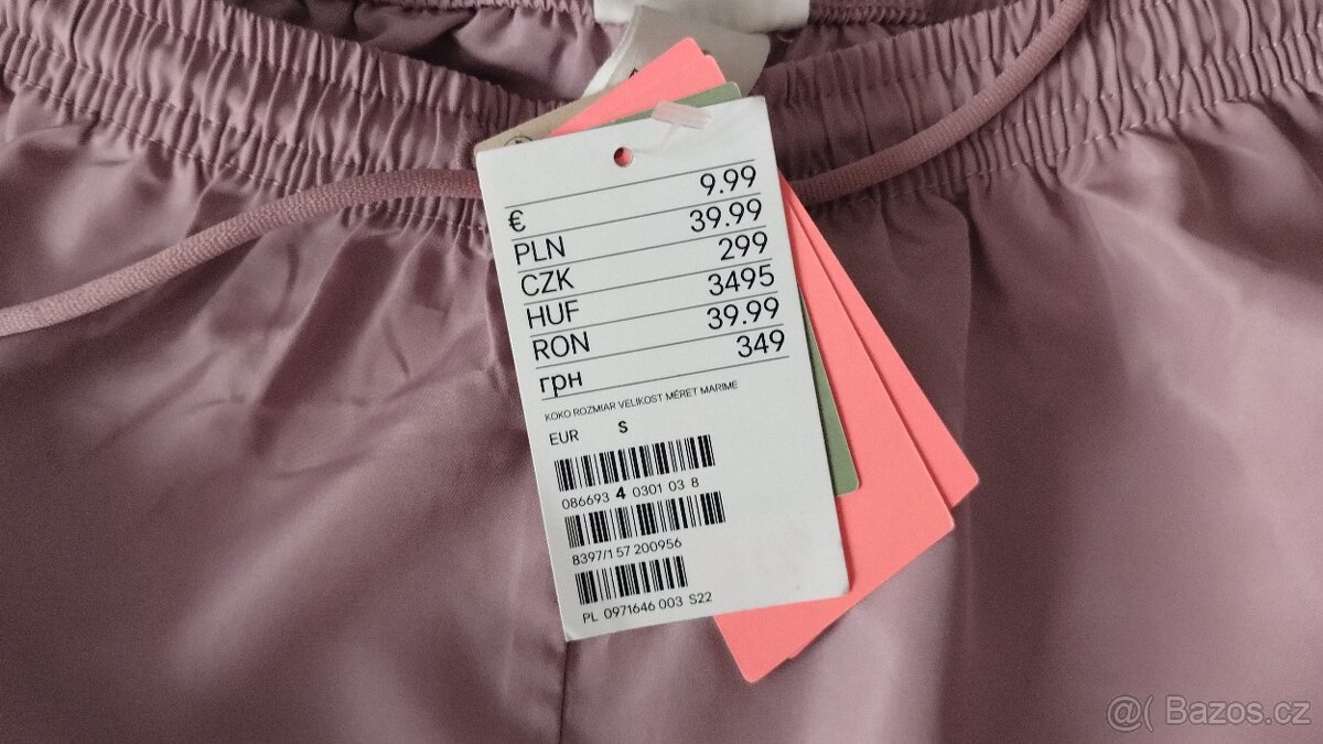 Sportovní kraťasy vel. S - 3