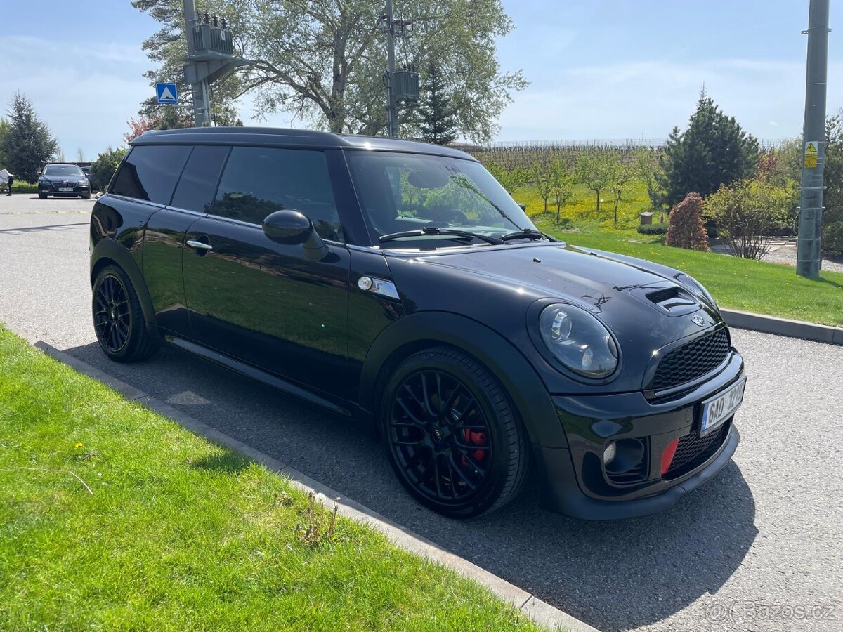 MINI CLUBMAN S 1,6i 135 kW JCW PACKET - 3