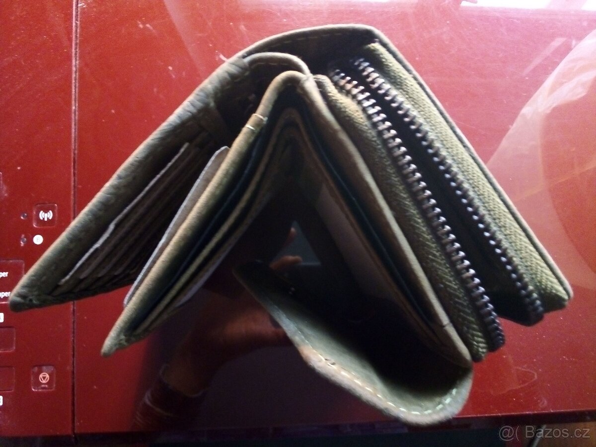 krásná nová peněženka tmavě zelená - 3