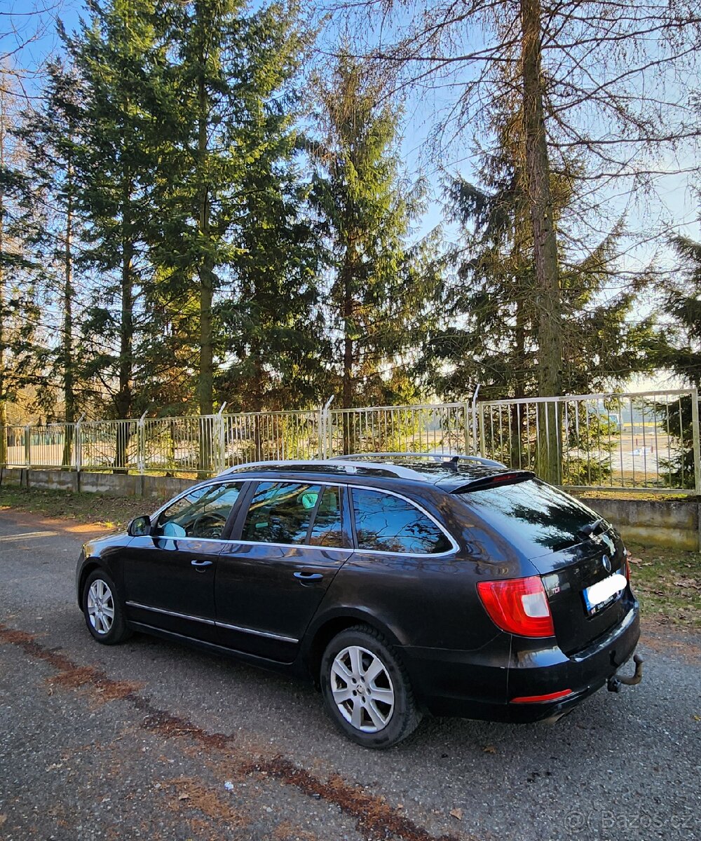 Škoda Superb Model 2013 - 3