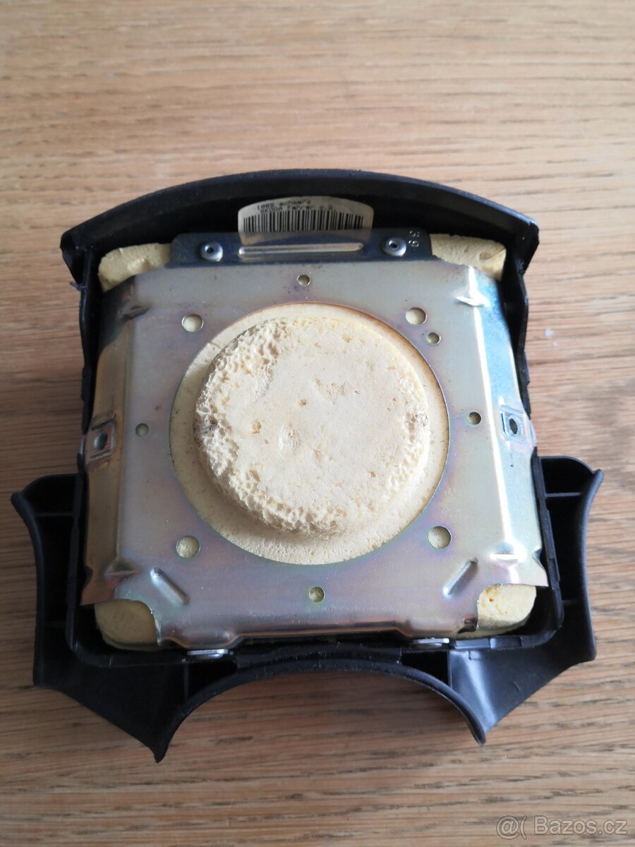 Středový panel volantu Škoda Felicia - 3