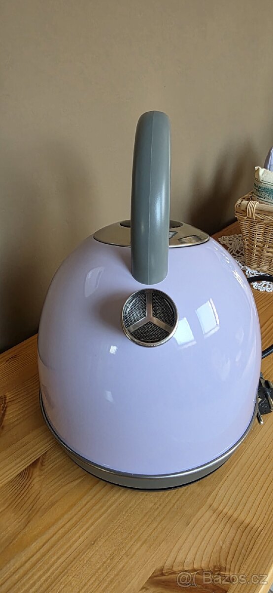 SILVERCREST
Rychlovarná konvice SWKC 3000 E3
NOVÁ - 3