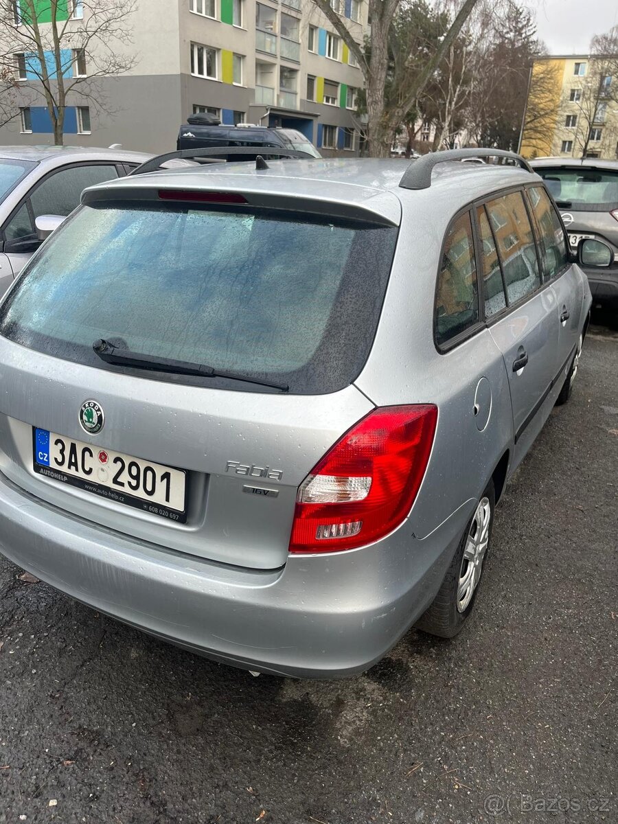 Škoda Fabia 2 1.4 16v kombi - 3