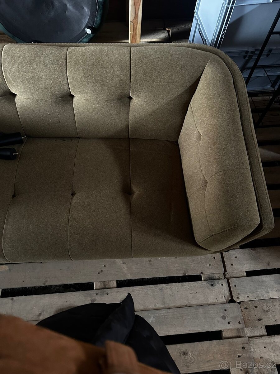 Sedačka - 3