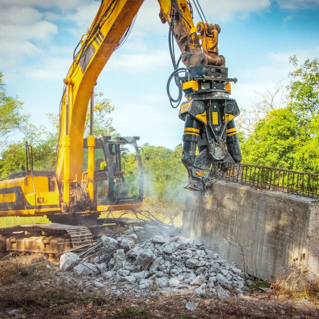 Demoliční nůžky MB Crusher - 3
