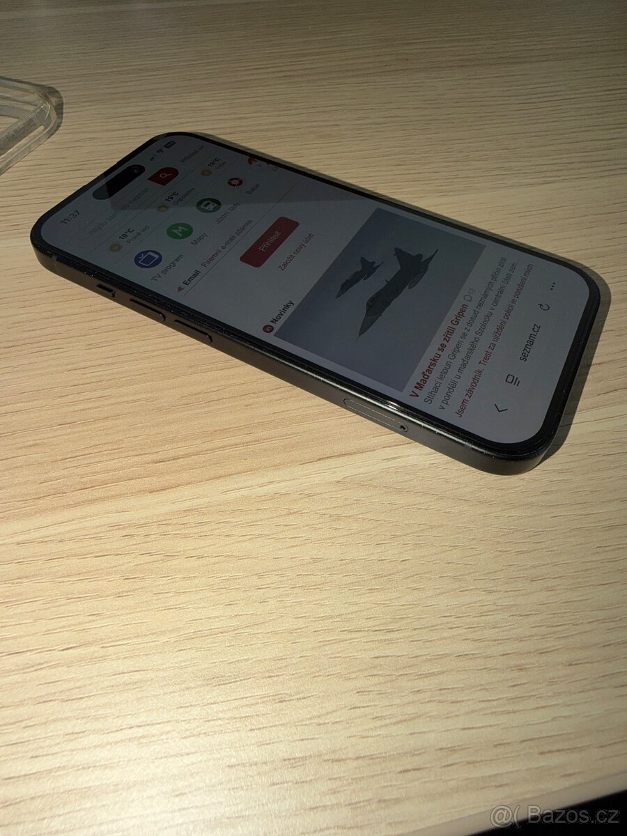 Iphone 15 (128GB) - 3