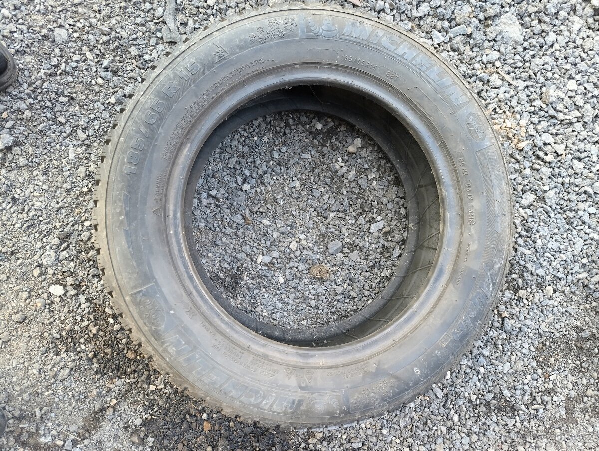 2ks zimní pneu 185/65 r15 - 3