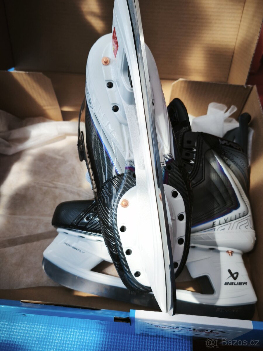 Brusle Bauer FlyLite SR. - 3