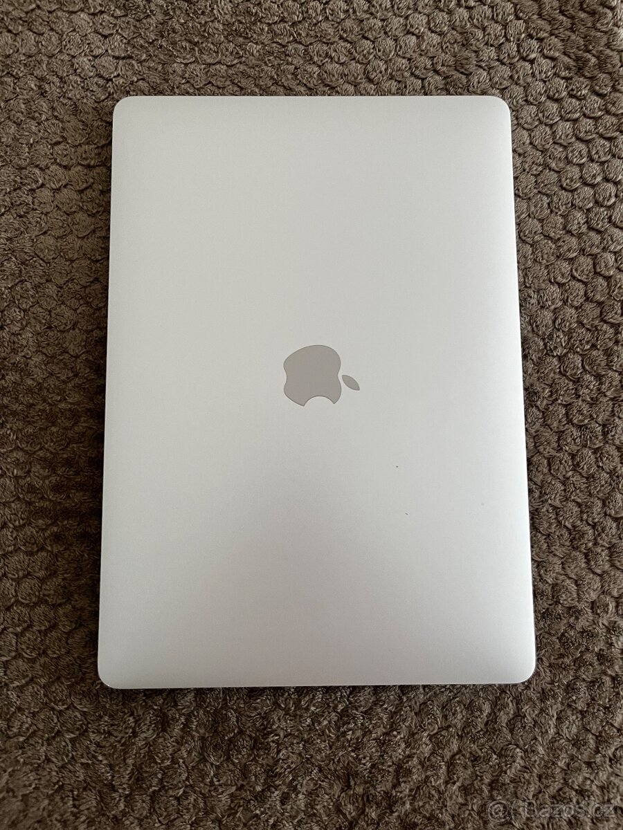 MacBook Pro 16GB 256GB (13”) - 3