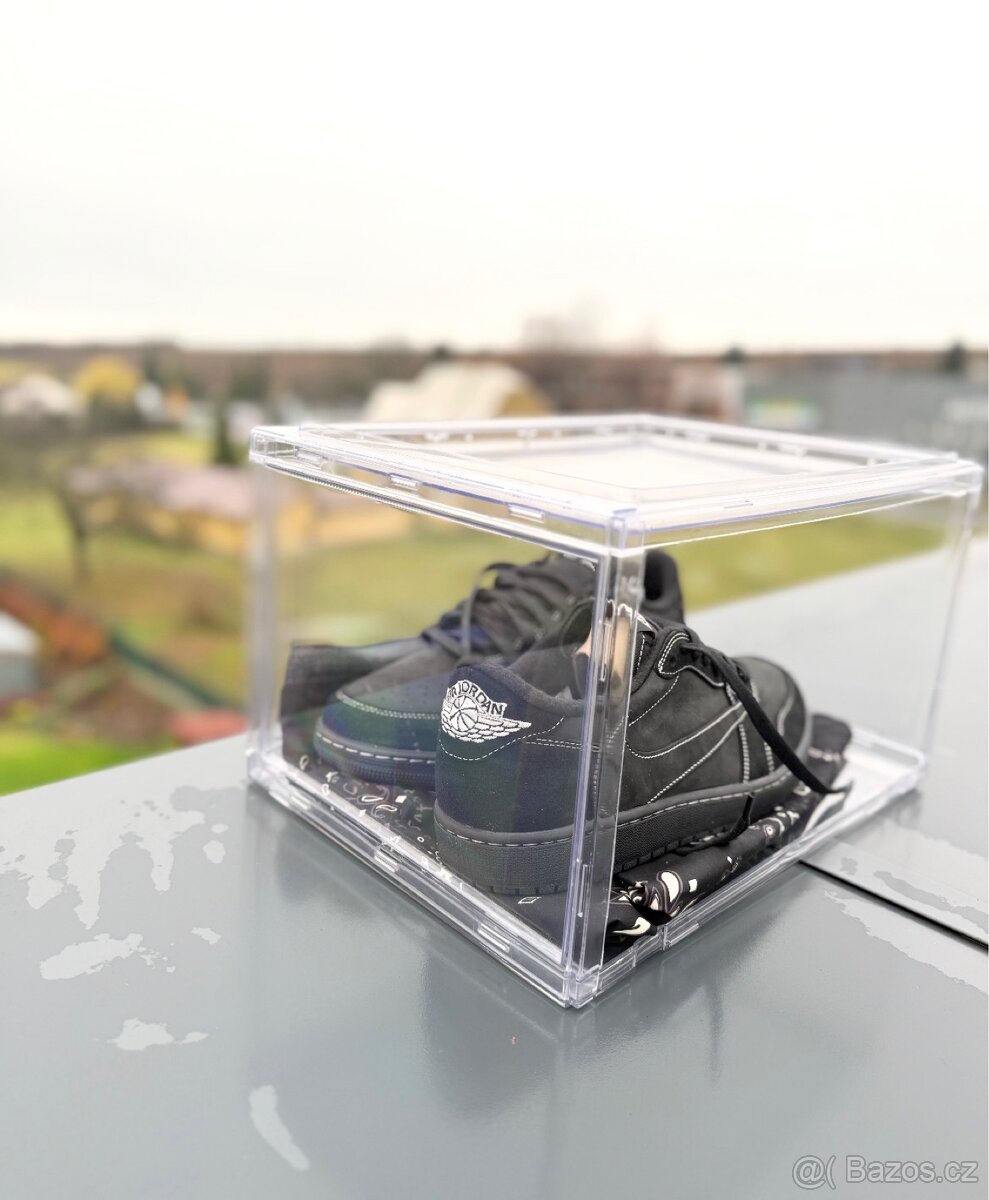 Jordan 1 Retro Low OG SP Travis Scott Black Phantom - 3