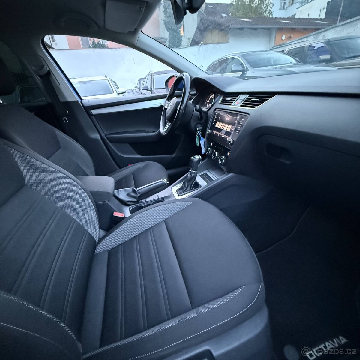 Škoda Octavia, Octavia 3 2.0TDI DSG 110kw Ojeté, 12/2018, 23 - 3