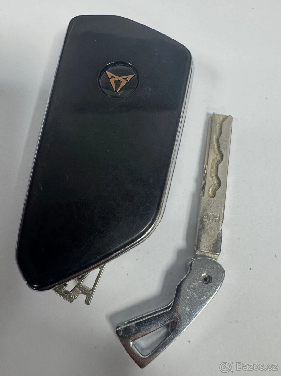 Prodám originální klíč od Cupra Formentor - 3