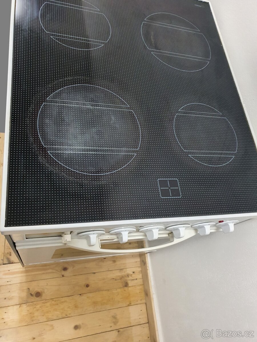 s dovozem na 220V elektrický sporák - horký vzduch - 3