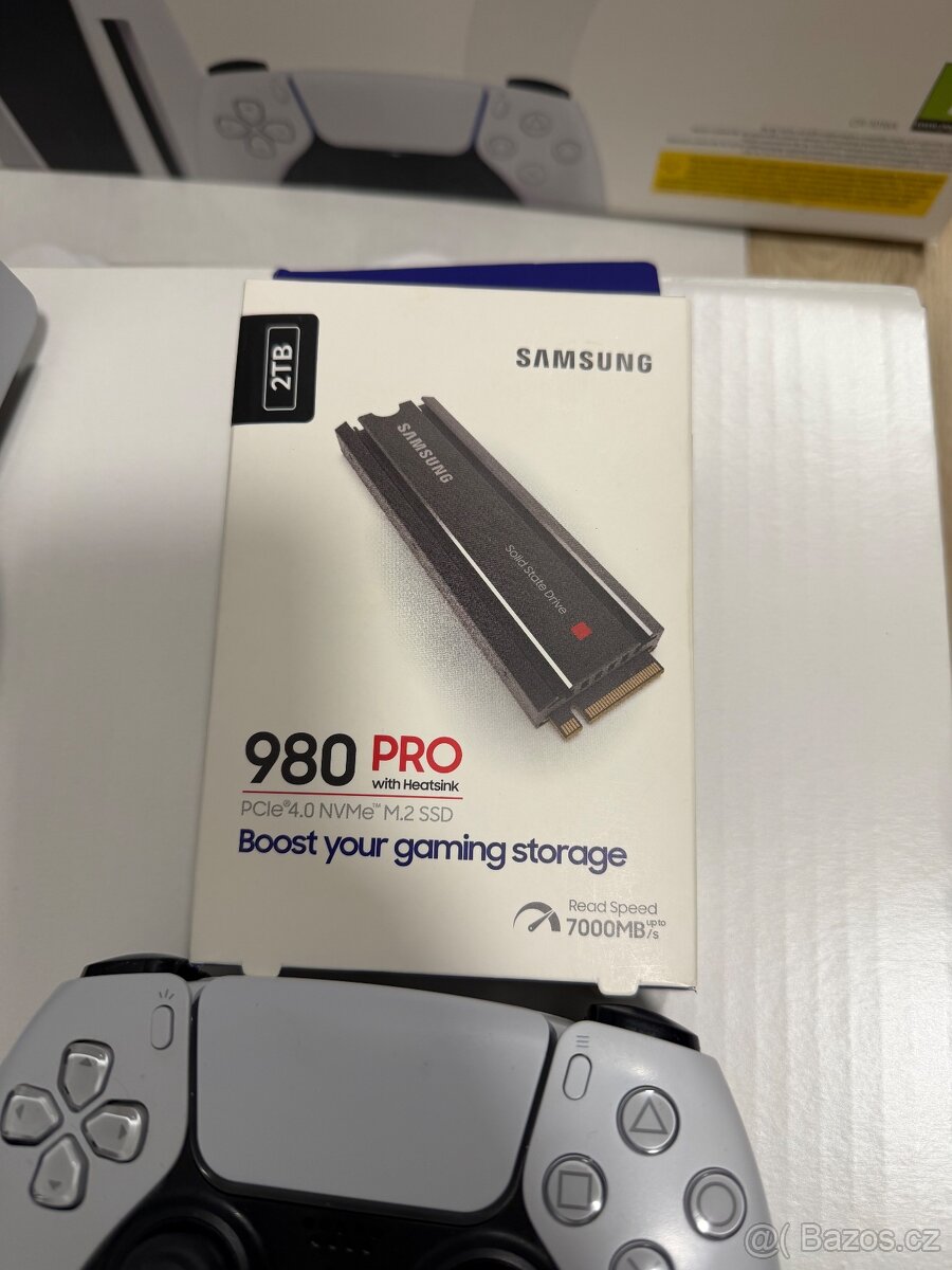 PlayStation 5 plus příslušenství - 3