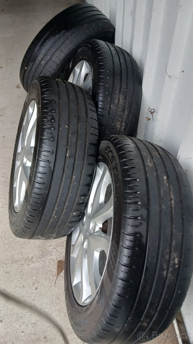 Letní kola disky hyundai i30 i40 6.0JxR16 ET50 5X114,3 - 3