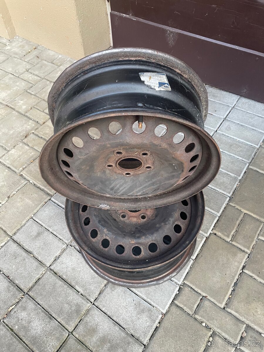 Sada originálních plechových disků r16 Volvo Ford - 3