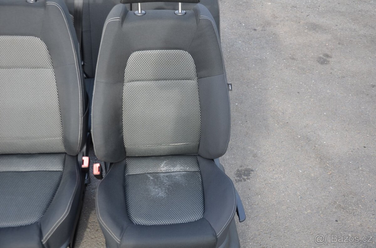 Škoda Fabia 1 - sedačky Sportline, vyhřívané - 3