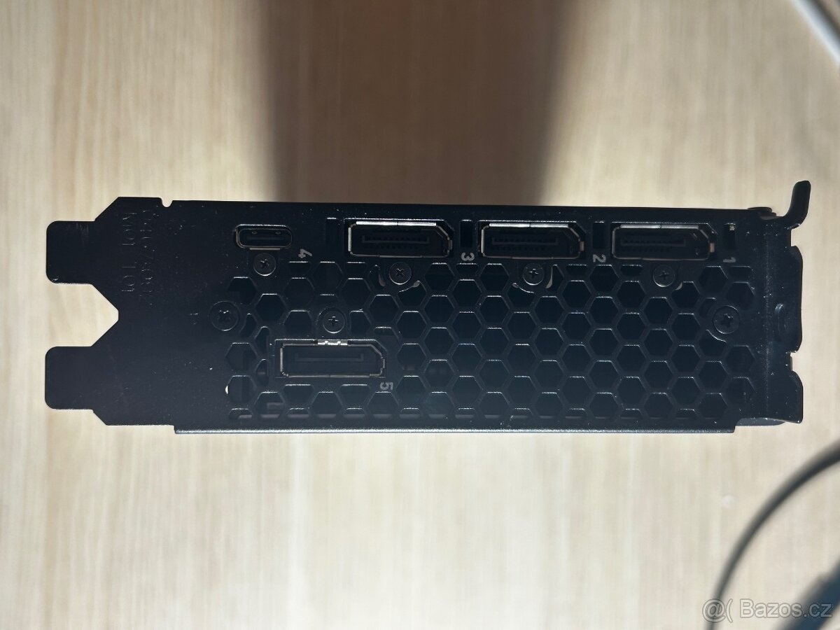 Grafická karta Nvidia Quadro RTX 6000 24GB - 3