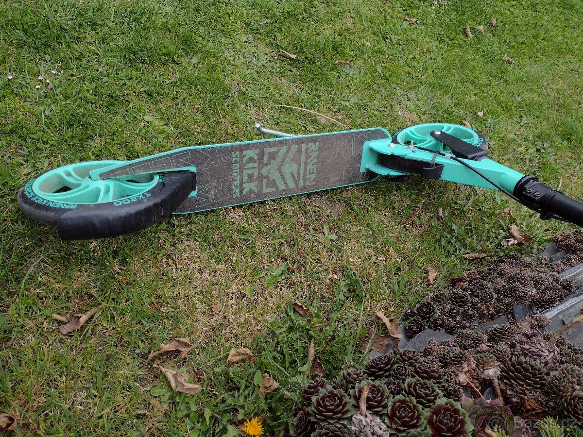 Koloběžka Raven - 3