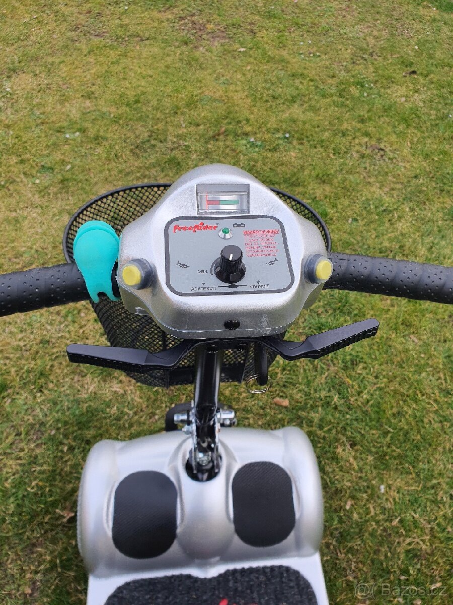 Elektrický invalidní vozík - 3