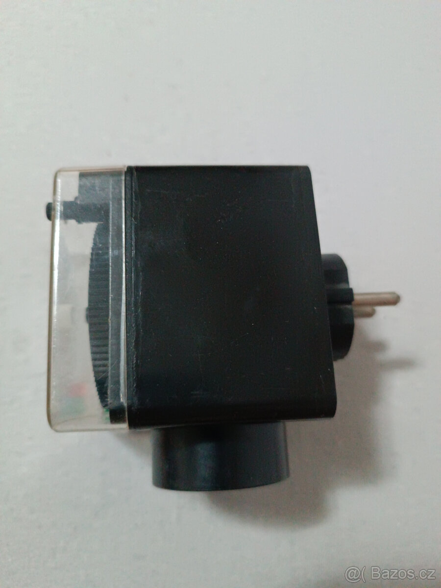 Spínací zásuvka retro - 3