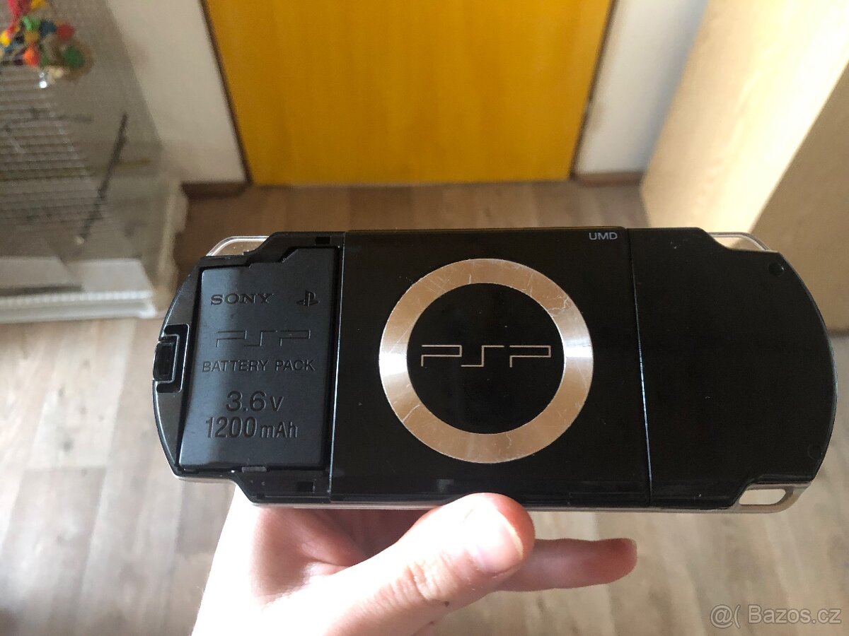 Sony PSP 2000 - 3