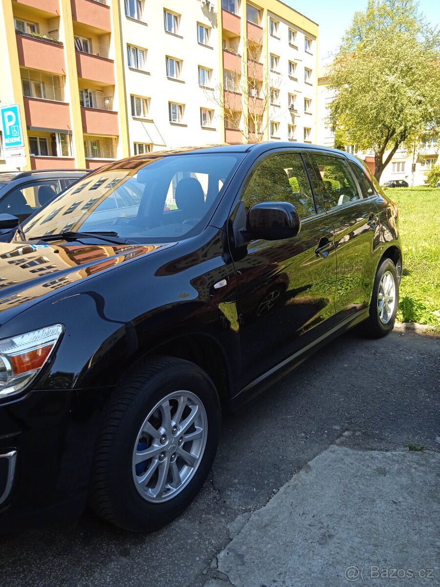 Mitsubishi ASX - 3