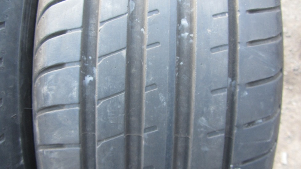 Letní pneu 225/55/17 Good Year Run Flat - 3
